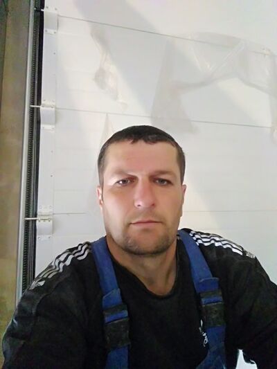  ,   Kazbek, 44 ,  