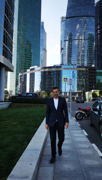  ,   Grisha, 37 ,   ,   