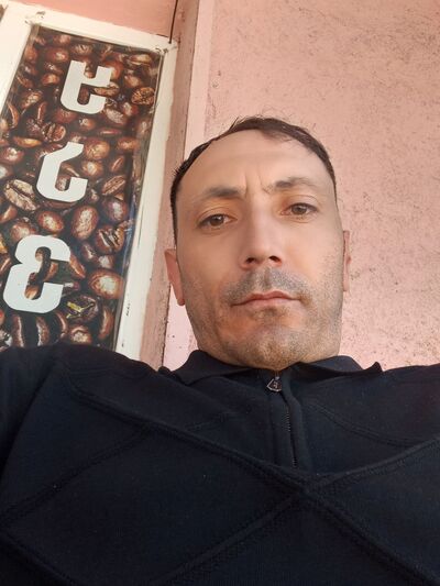  ,   Gabriel, 37 ,   ,   