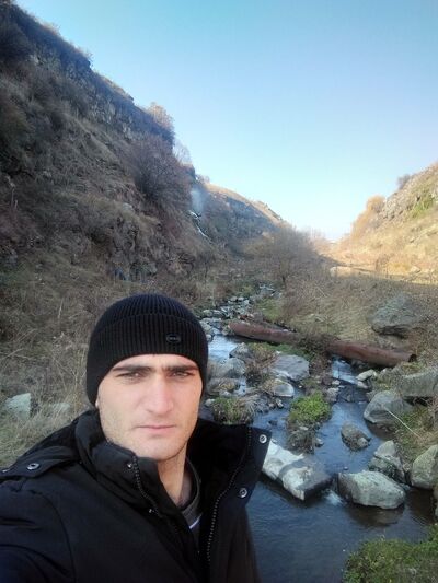  ,   Aperik, 29 ,   ,   , c 