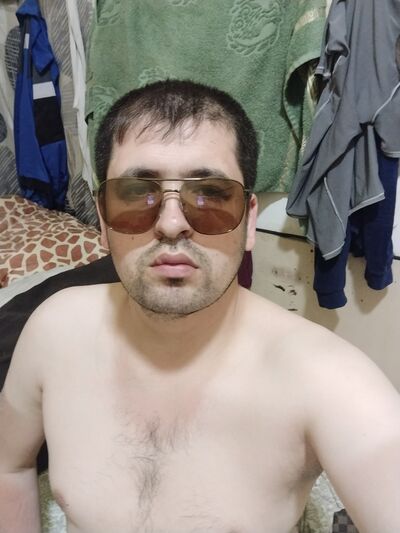   ,   Shahruz, 31 ,   ,   