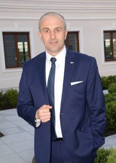  ,   Eric, 57 ,     , c 
