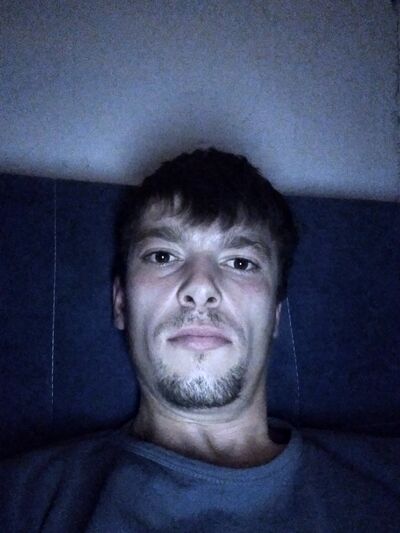  -,   Vladimir, 28 ,   ,   , c , 