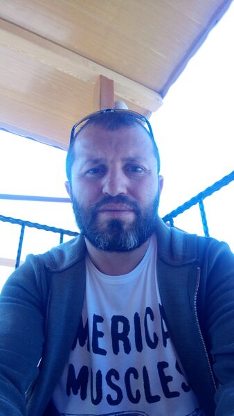  ,   Zakir, 48 ,   