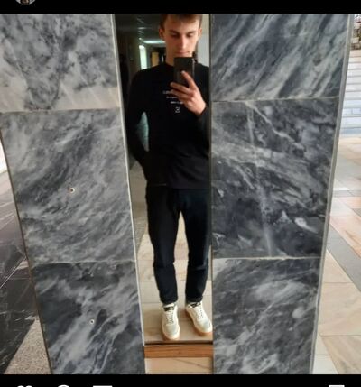  ,   Vlad, 22 ,   ,   
