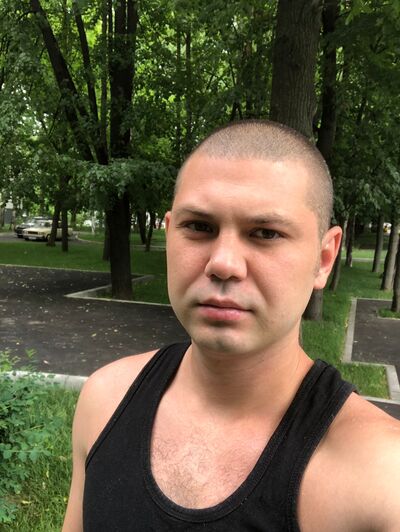  ,   Vladimir, 33 ,   ,   