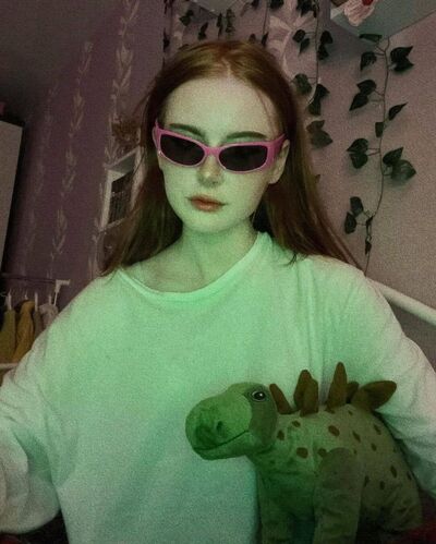  ,   Alina, 22 ,   ,   