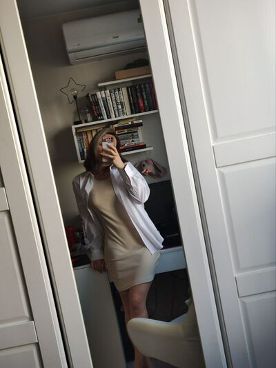  ,   , 19 ,   c 