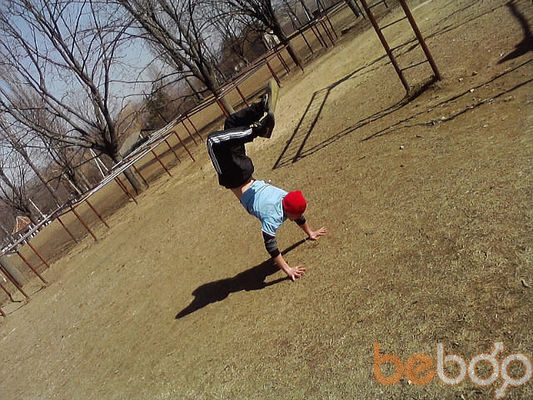  ,   Vadim, 32 ,   