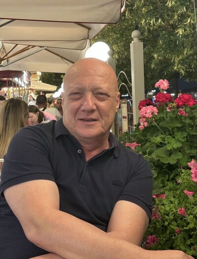  ,   Oktay, 52 ,   ,   