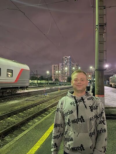  -,   Alexander, 22 ,   ,   , c 