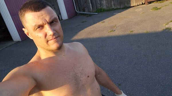  ,   Alexander, 39 ,   , c 