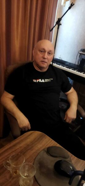  ,   Igor, 63 ,  