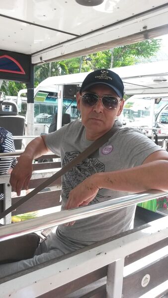  ,   Brunet, 57 ,   ,   , c 