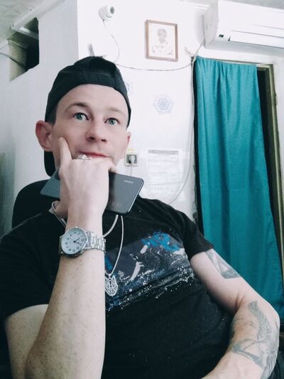  --,   Anton, 31 ,   ,   , c , 