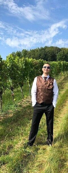  Bad Krozingen,   Artur, 46 ,     , c 