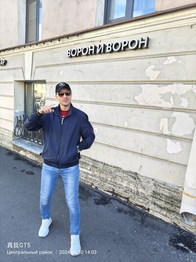  -,   Anatolii, 40 ,   ,   , c , 