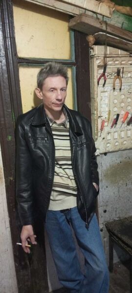  ,   Vadim, 43 ,   