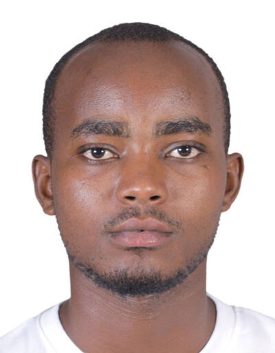  ,   Steve, 25 ,   ,   