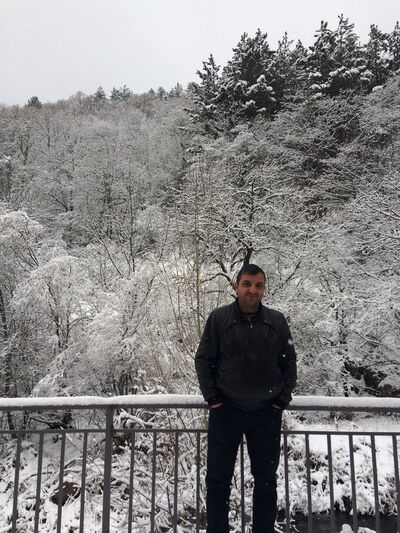 ,   Armen, 35 ,   ,   