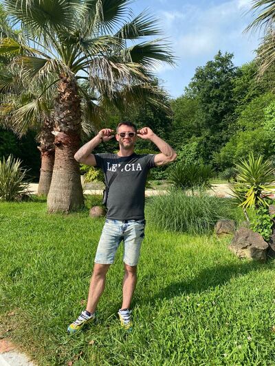  ,   Alex good, 38 ,   ,   