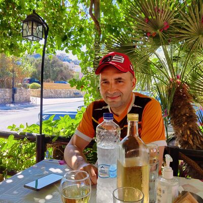  ,   Dima, 44 ,   ,   