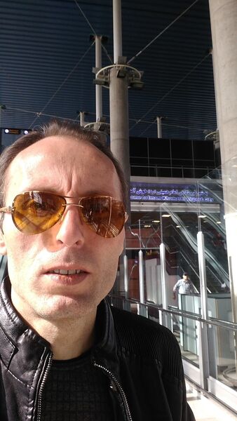  ,   Davit, 42 ,   ,   , c 