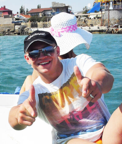  ,   ALex, 32 ,   