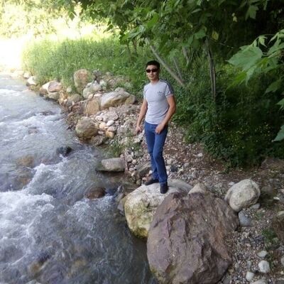  ,   Jaloliddin, 42 ,  