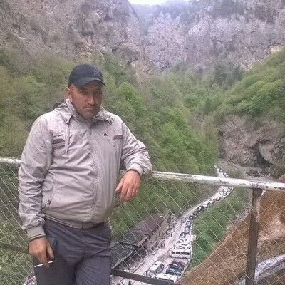  ,   Robert, 51 ,   ,   , c 