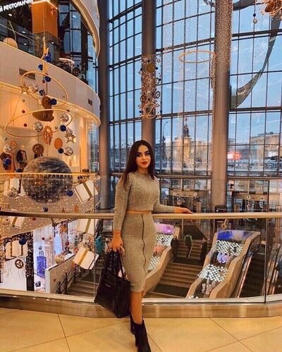  ,   Veronika, 24 ,   ,   