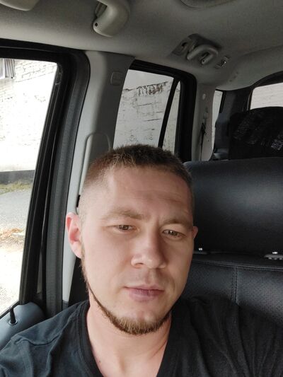  ,   Kirill, 31 ,   ,   