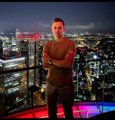  Frankfurt am Main,   , 27 ,   ,   