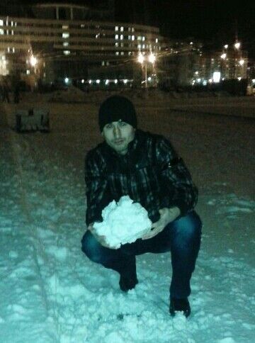  ,   Akhmadjon, 35 ,   