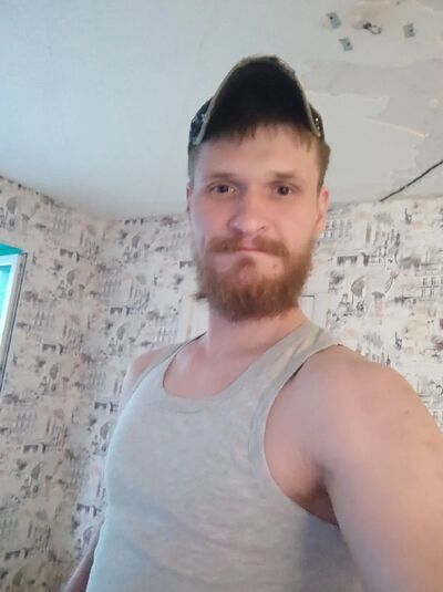  ,   Igor, 32 ,   ,   