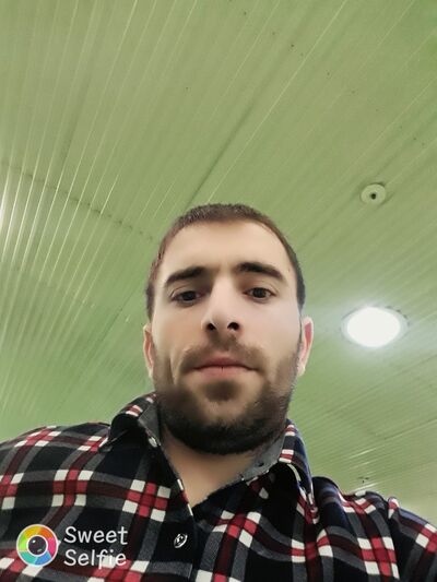  ,   Emil, 33 ,   ,   , c 