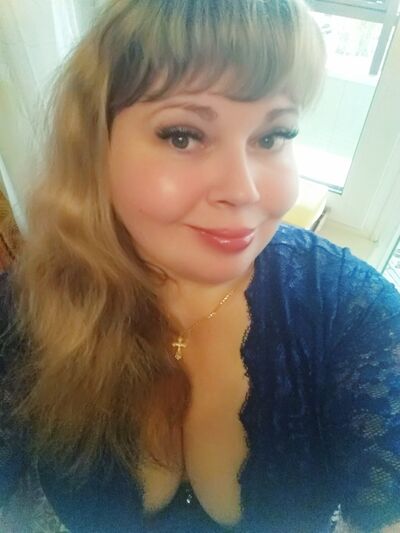  -,   Marina, 42 ,   ,   