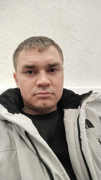  ,   Sergey, 32 ,   ,   , 