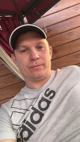  ,   Kazak, 33 ,   ,   