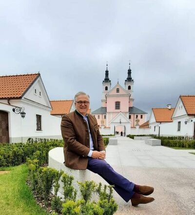  ,   Alexander, 60 ,   ,   