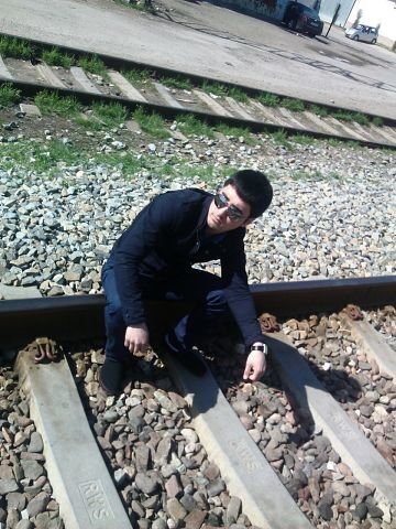  5654822  Timur, 33 ,    