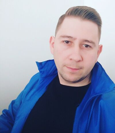  ,   DOminic, 39 ,  