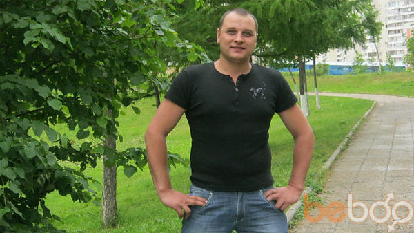  3872772  Anatoli, 39 ,    