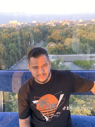  --,   Zein, 25 ,   ,   