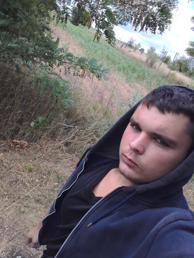   ,   David, 21 ,   c 
