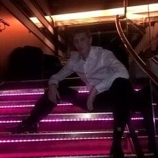  8886052  David, 42 ,    