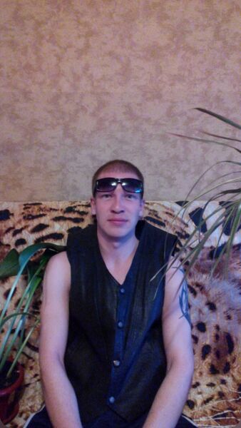  ,   Den, 34 ,   ,   