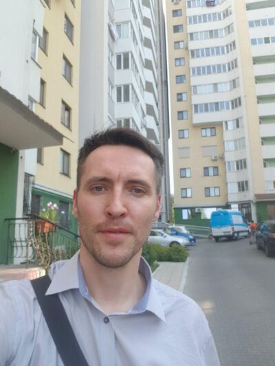  ,   Vladlen, 44 ,   ,   , c , 