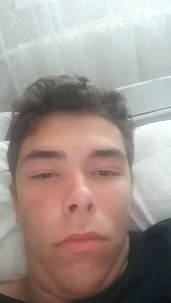  ,   Maxim, 21 ,   ,   