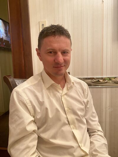  Wheeling,   Andrii, 42 ,   ,   